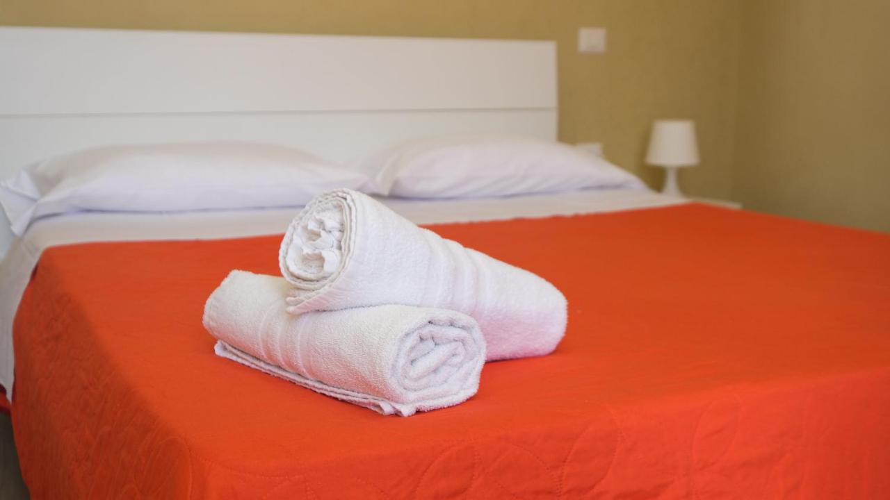 Royal Dante Bed and Breakfast Napels Buitenkant foto