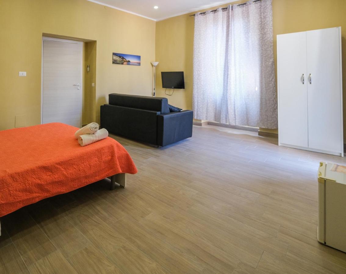 Royal Dante Bed and Breakfast Napels Buitenkant foto