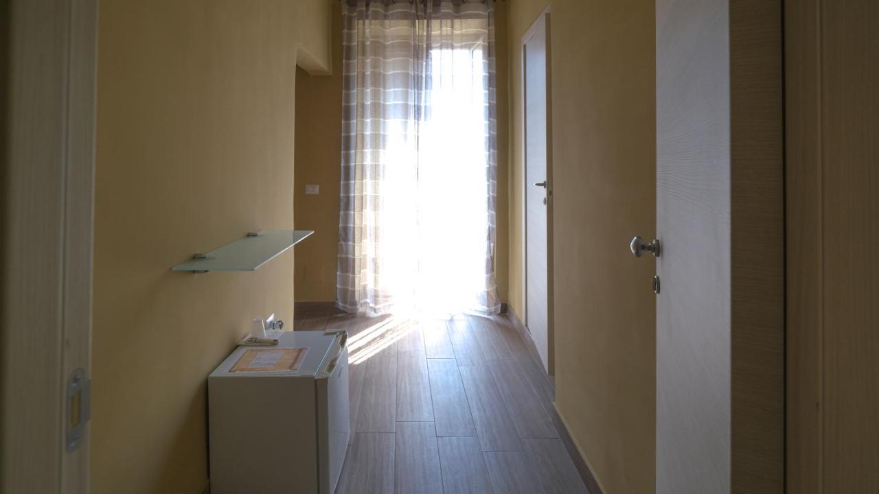 Royal Dante Bed and Breakfast Napels Buitenkant foto