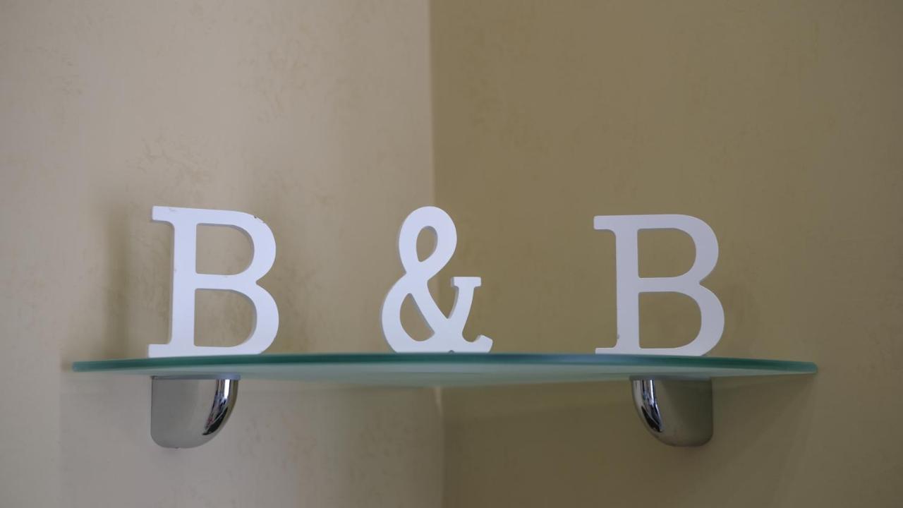 Royal Dante Bed and Breakfast Napels Buitenkant foto