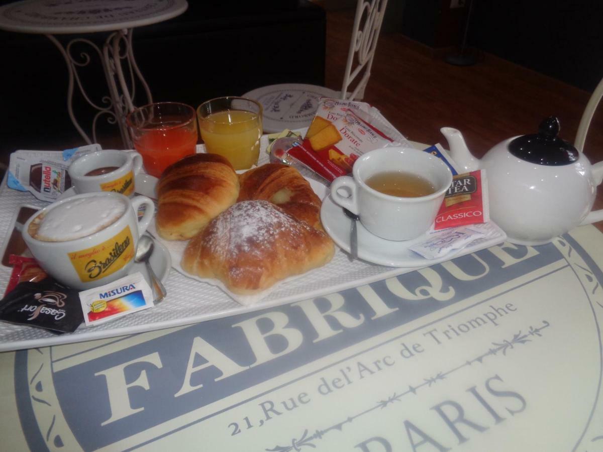Royal Dante Bed and Breakfast Napels Buitenkant foto